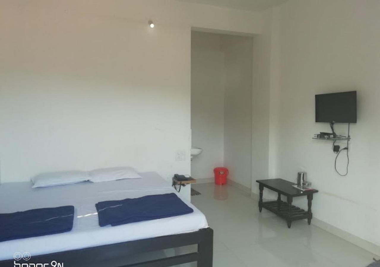Swaroop Residency Ganpatipule Hotel Exterior foto